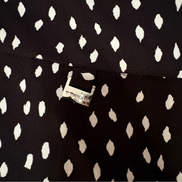 T Tahari Black Shorts with White Spot Print - Picture 4 of 12